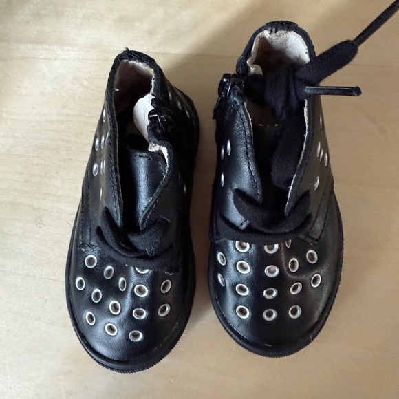 AKID Kids Black Leather Rivit High top Sneaker Boots - NEW - Picture 2 of 5